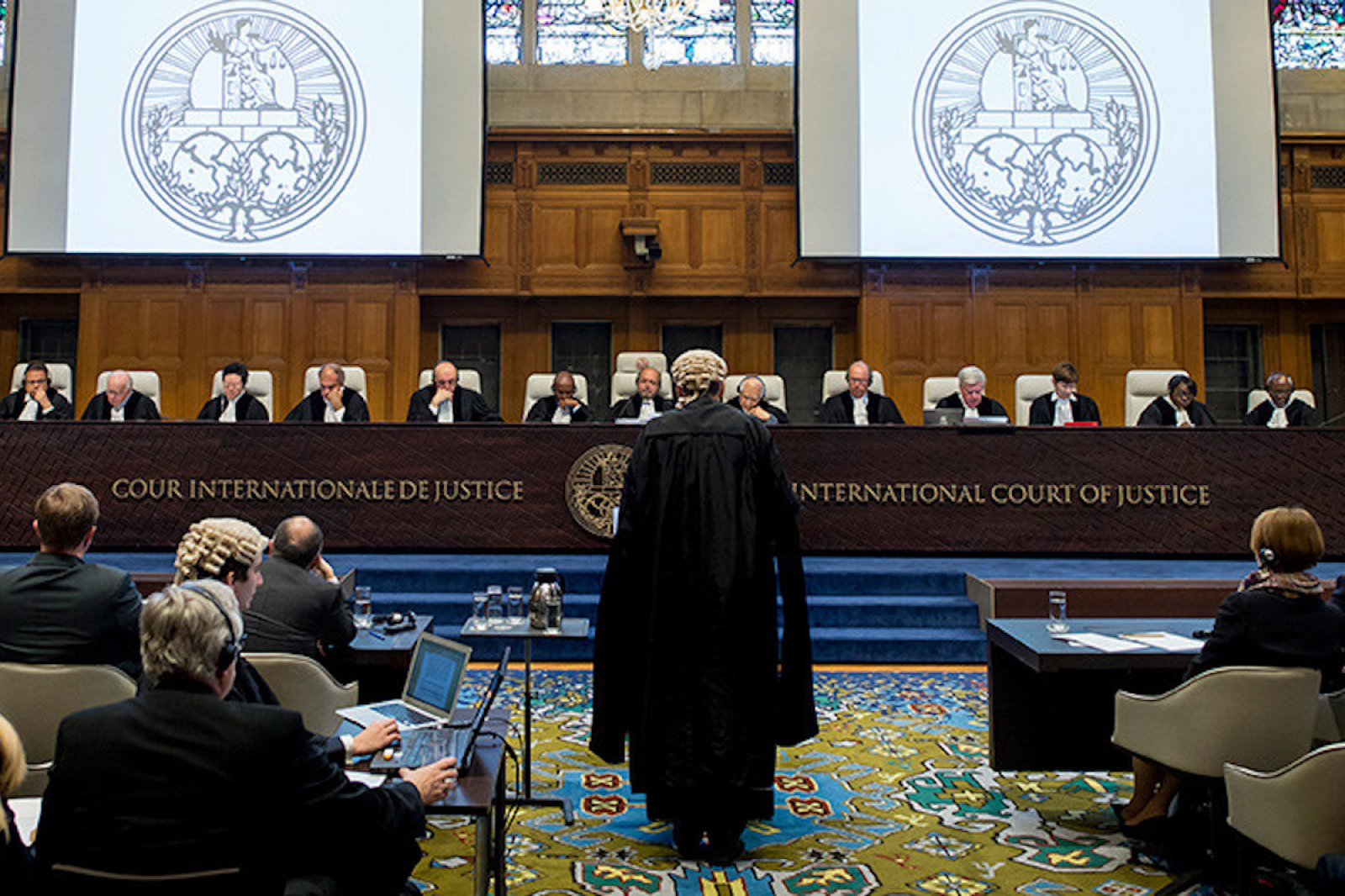 Международный суд признал россию. Международный Уголовный трибунал (Гаага). Международный суд в Гааге. Суд ООН В Гааге. ООН Гаага Уголовный суд.