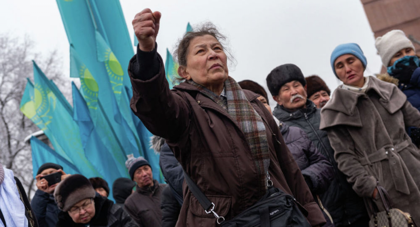 Существовал ли казахстан. Митинги в Казахстане. Мирный митинг Казахстан. Казахи митинг. Митинги в Казахстане 2022.