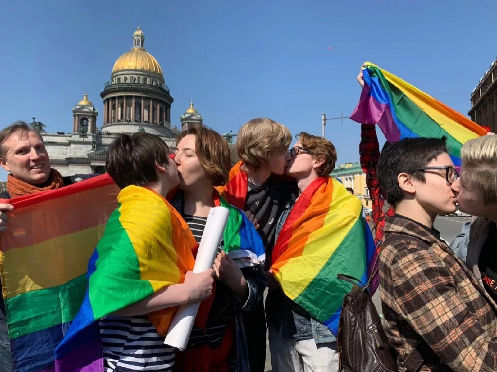 Парад ЛГБТ В Питере
