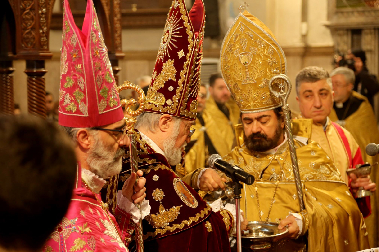 Глава армянский Апостольской церкви — Католикоса