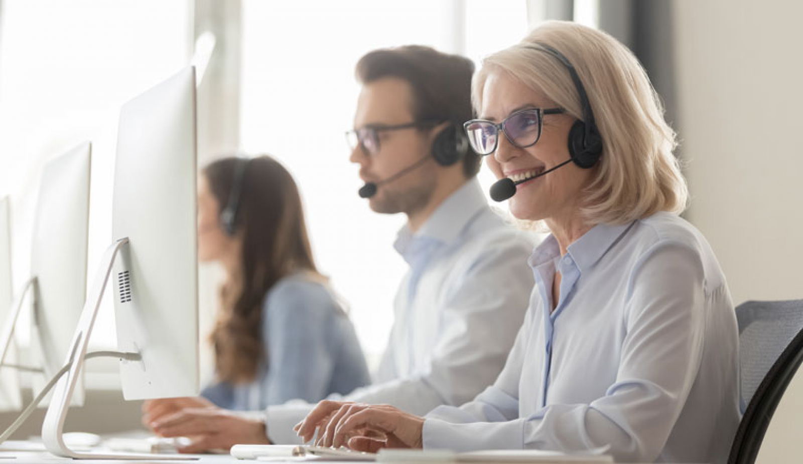 Похоронные агентства начали скупать номера телефонов антипрививочников ...