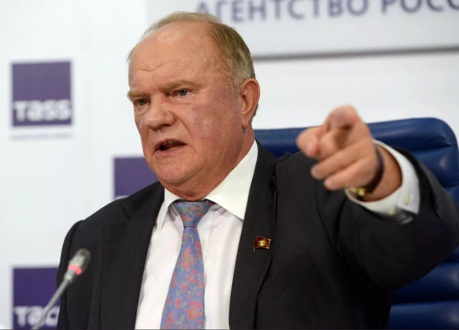 Зюганов: «В советское время таких, как Навальный, судили за спекуляцию»