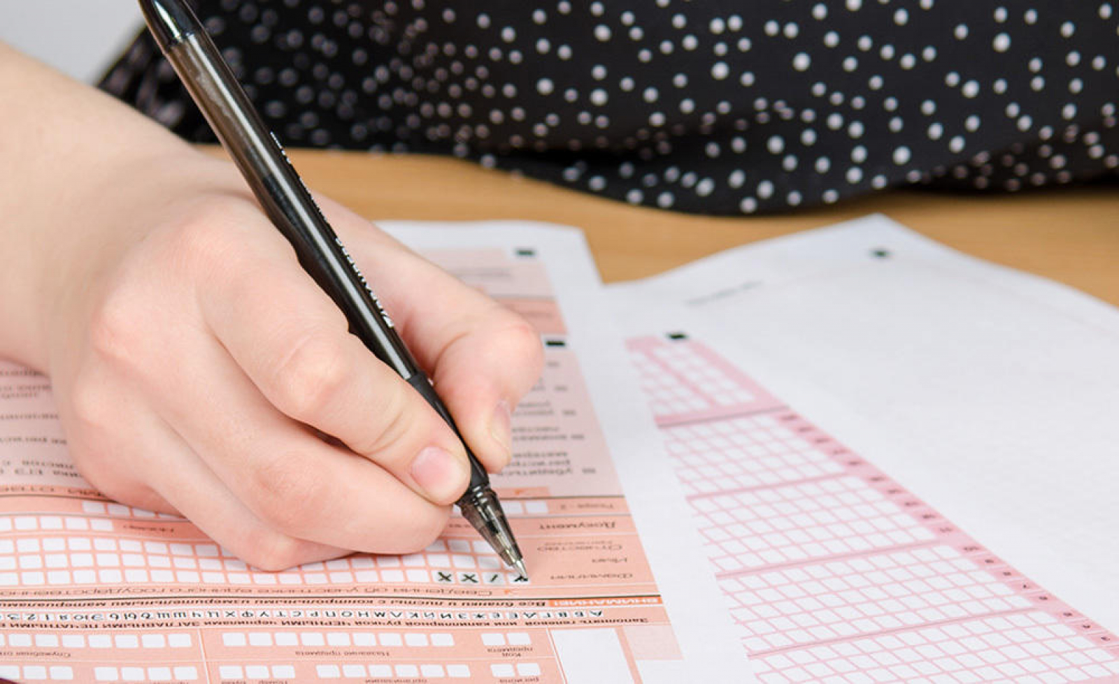 экзамены в казахстане. рисунок подготовка к ент. пробный ент. педагог мәртебесі. 2024 ұбт сұрақтары.