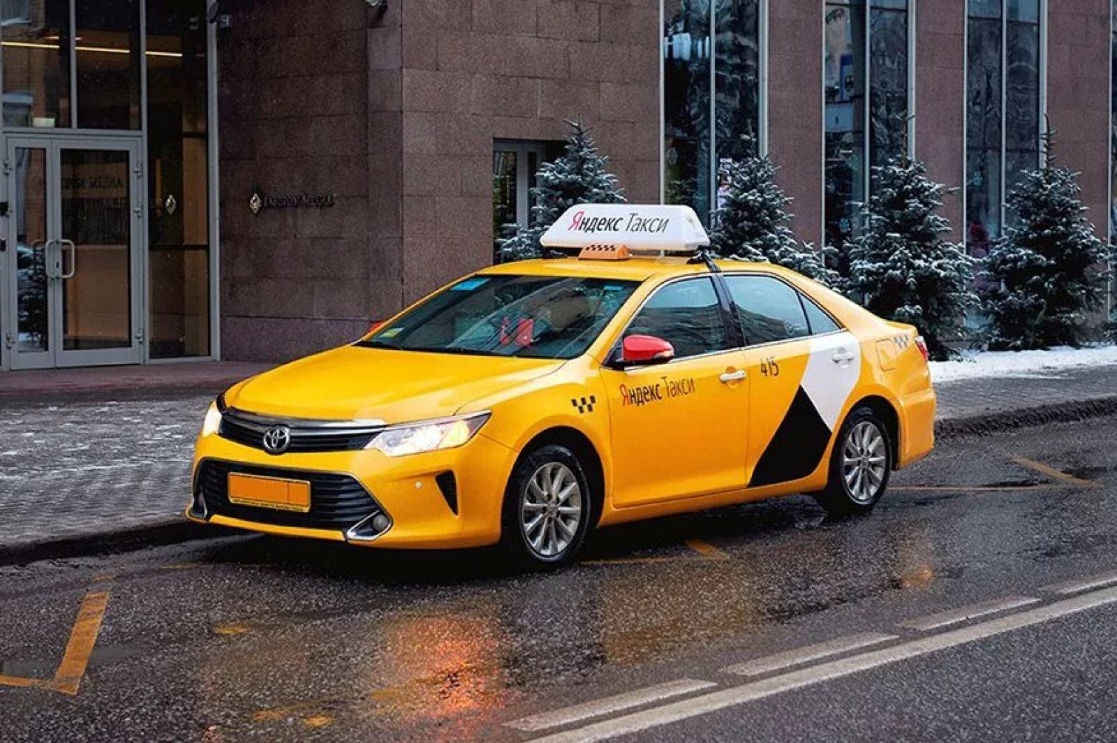 Таксопарк москва работа. Машина "такси". Автомобиль «такси».