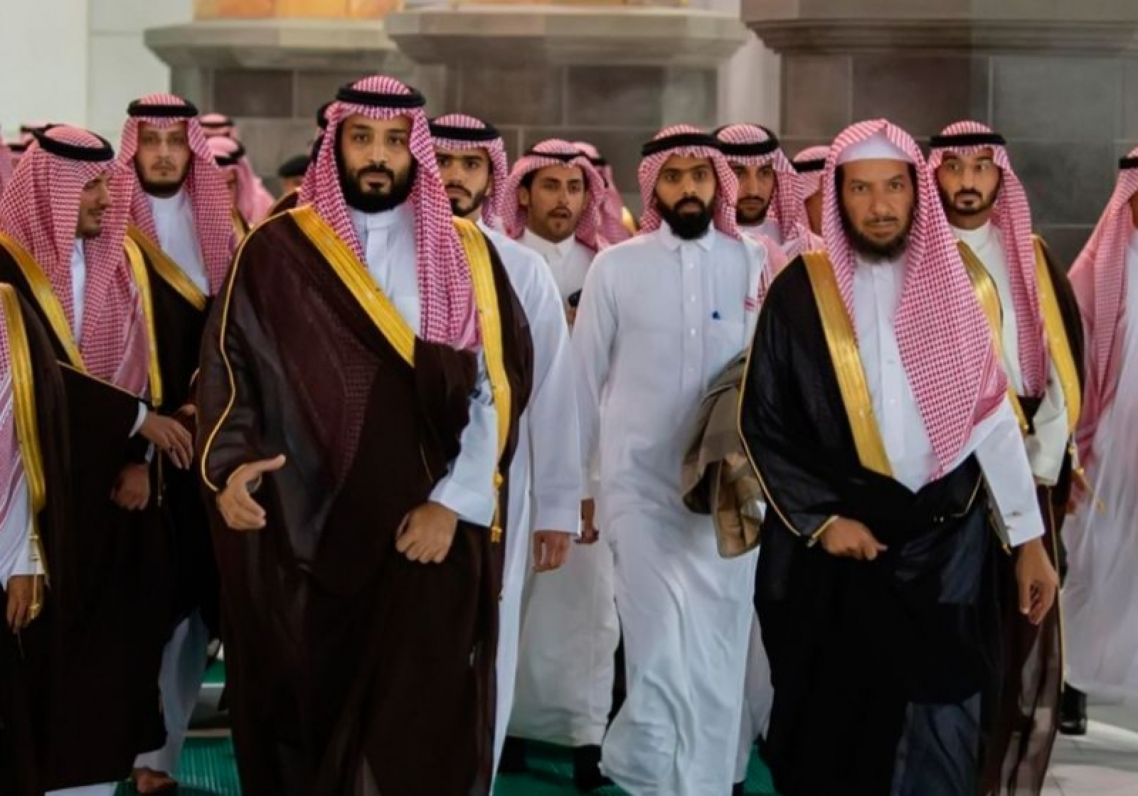 Саудовская аравия семья. Королевская семья Сауд Аравии. Саудовская Аравия Королевская семья принц. Король и принц Саудовской Аравии. Салман ибн Абдул-Азиз.