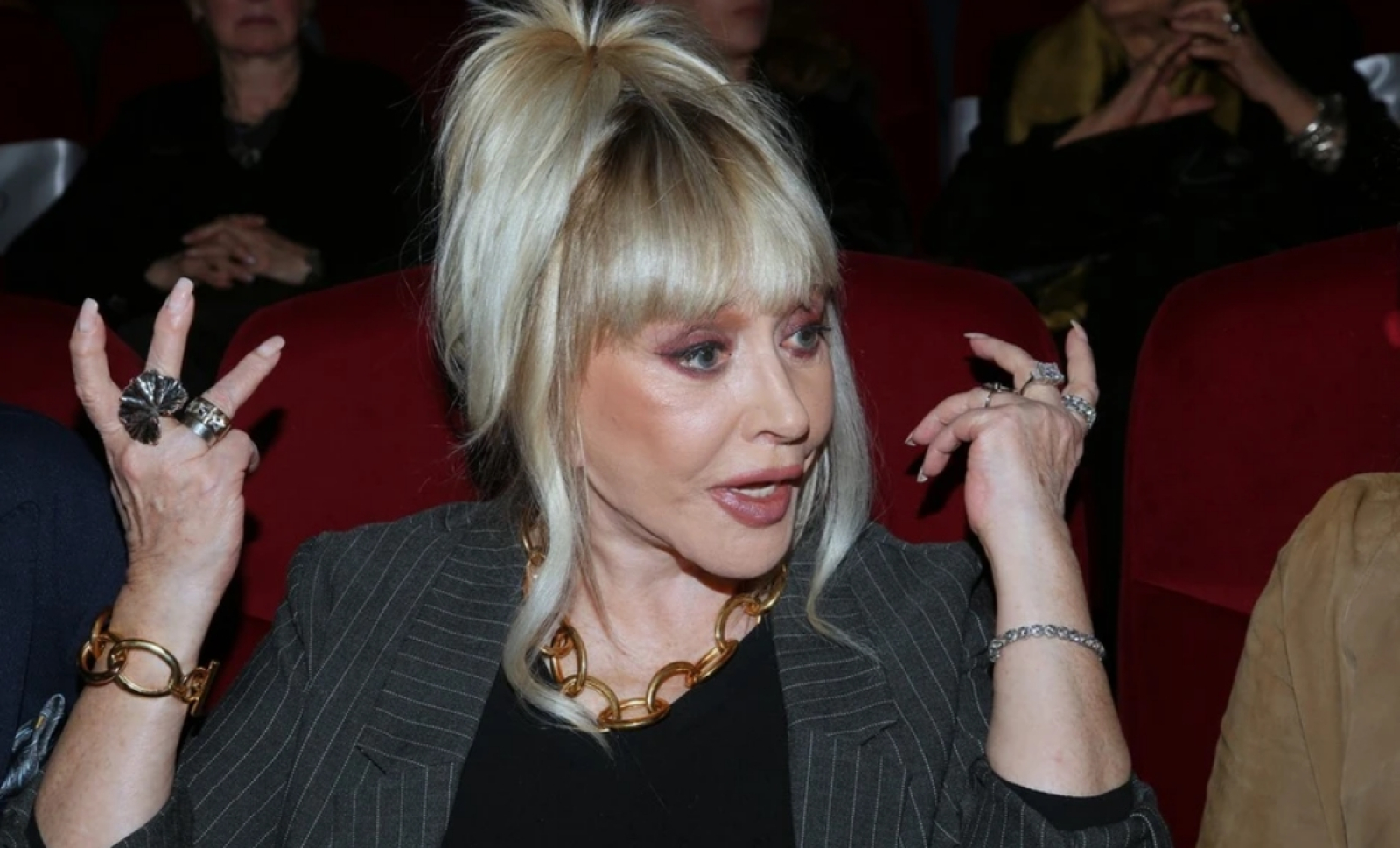 Алла Пугачёва рассказала, как сбила иранский дрон банкой хумуса