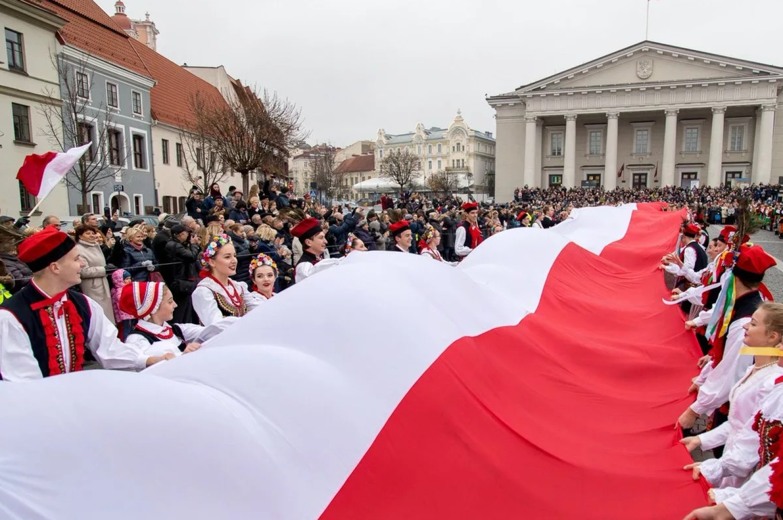 Польские праздники в ноябре. Национальный независимости Польша. Польские праздники. Традиции Польши. Праздник независимости Польши.