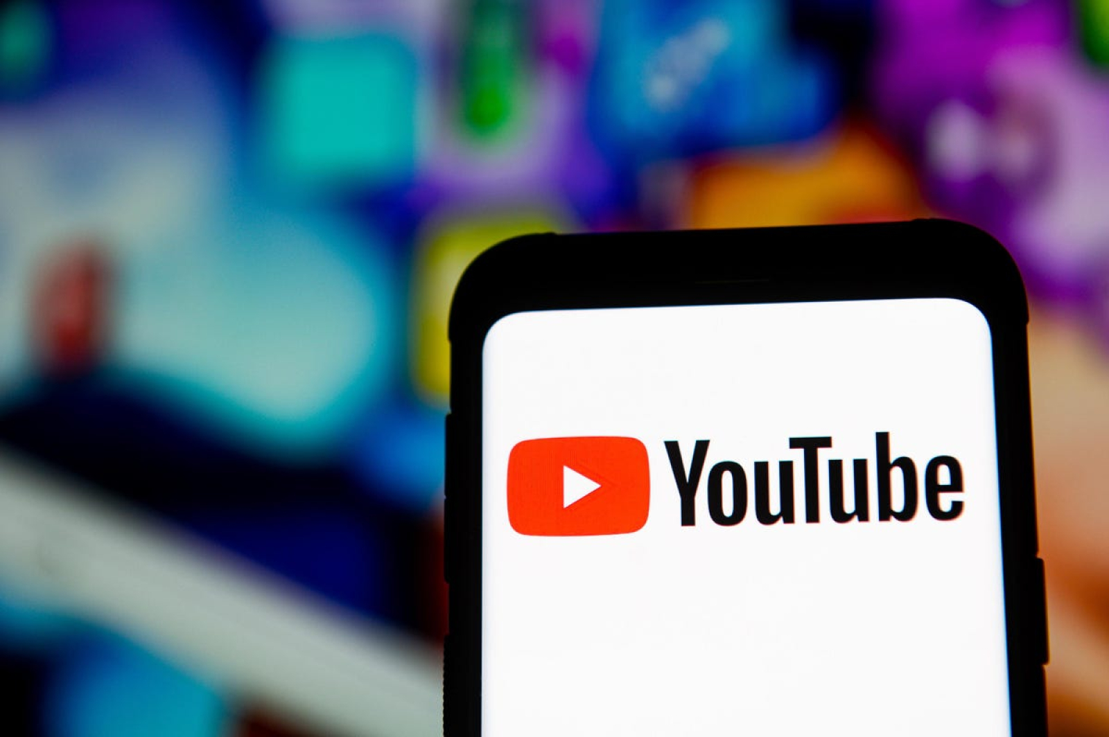 YouTube будет контролировать, внимательно ли пользователь смотрит рекламу