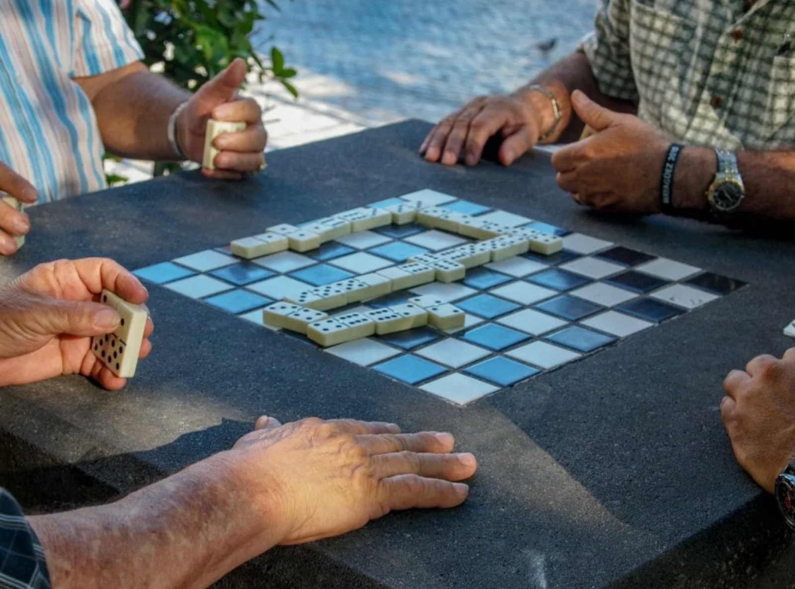 Tragamonedas que ofrecen experiencias de juego interactivas