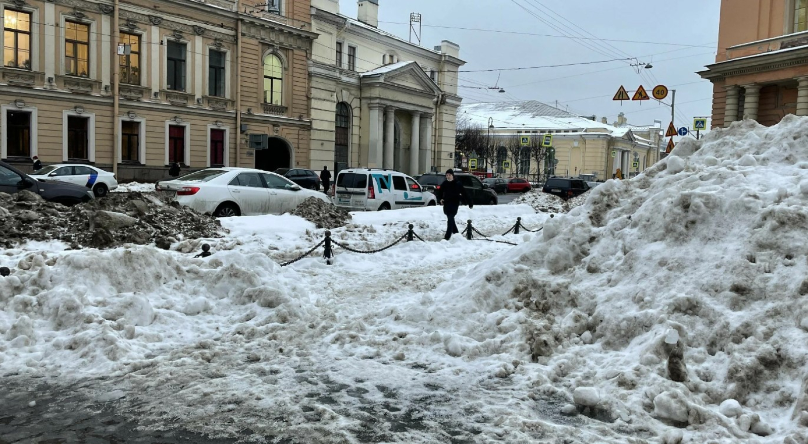 Санкт Петербург снег